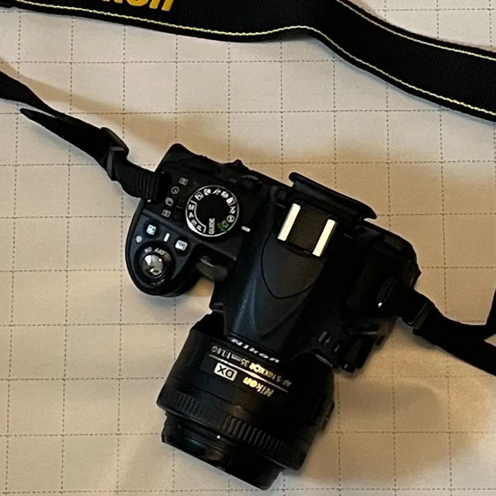 NIKON D3100 CAMERA + NIKON Lens + Camera Bag